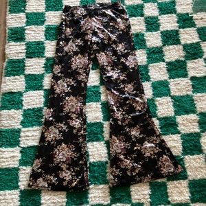 Velvet dark floral flare leggings vintage Charlotte Russe y2k